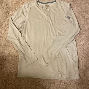 Men’s north face shirt. Unsure of size